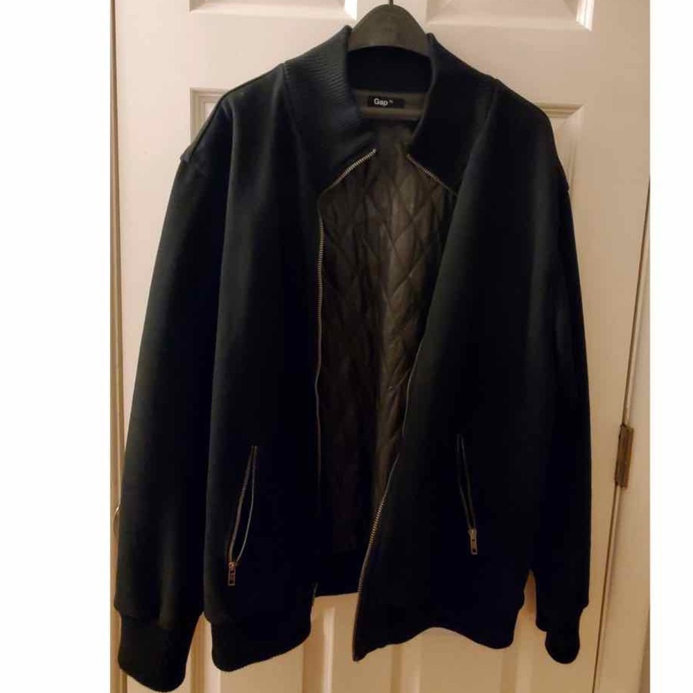 Men’s Black GAP Zip-Up Bomber Jacket